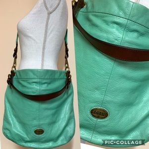 FOSSIL crossbody bag🤍
